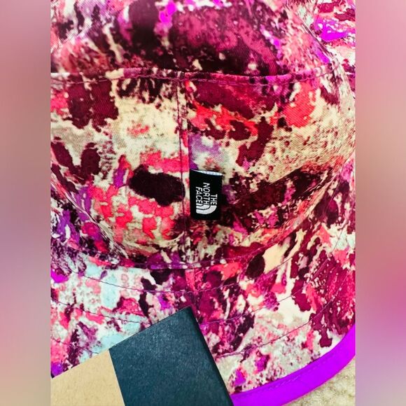 NWT The North Face Class V Reversible Bucket Hat in Violet Crocus Kids' Sz S - Picture 6 of 11